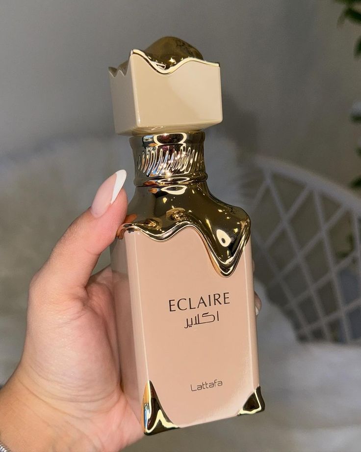 Perfume Eclaire Lattafa