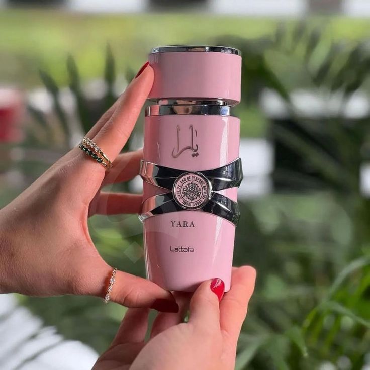 Perfume Lattafa Yara clásica Soft Pink