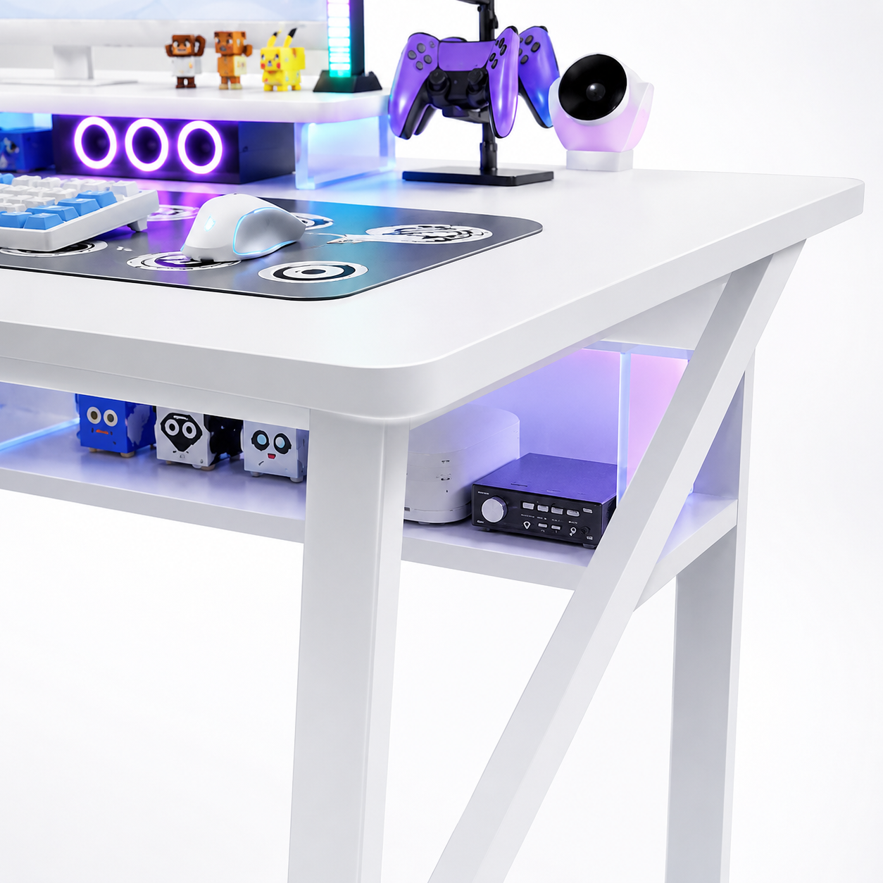 Escritorio Gamer Moderno con Estante Inferior