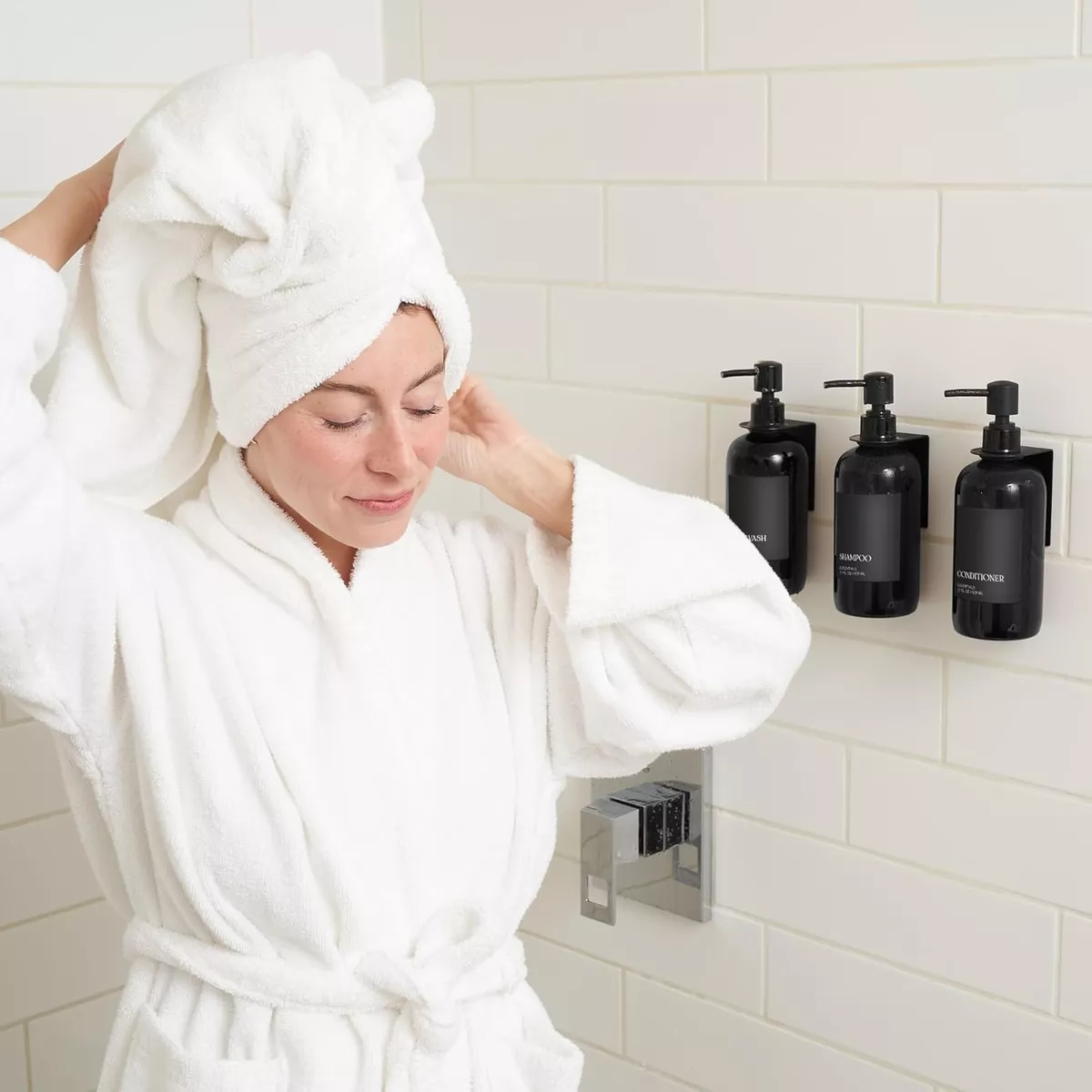 Dispensador de Shampoo y acondicionador de 3 botellas